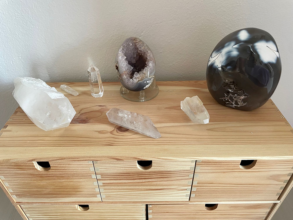 Mahona-cabinet-brissago1